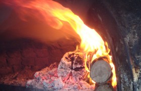 05 Wood burning oven